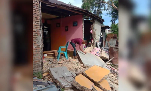 Cel puţin un mort şi un dispărut în estul Indoneziei, în urma unui cutremur de magnitudinea 6,5