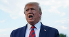 Trump vrea să se întâlnească cu avertizorul de integritate, ”acuzatorul” său, şi ”persona” care i-a transmis ”ilegal” informaţii; avertizorul, plasat sub protecţie federală, după ce a primit ameninţări