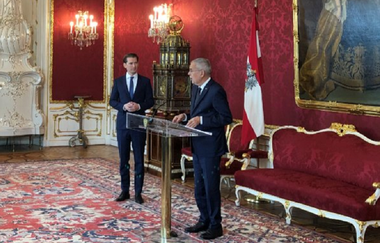 Conservatorul Sebastian Kurz, însărcinat să formeze un guvern
