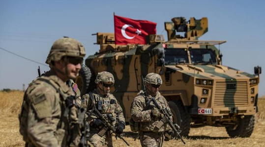 Turcia îşi lansează ofensiva împotriva unei miliţii kurde în Siria