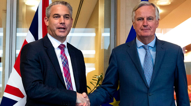 Întâlnire ”constructivă” la Bruxelles între Barnier şi Barclay, însă este nevoie de ”răbdare”; Brexitul este ”ca şi căţăratul pe un munte. Avem nevoie de hotărâre, de atenţie şi răbdare”, apreciază negociatorul-şef UE