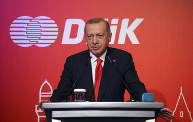 Ofensiva turcă în Siria va continua ”până la atingerea obiectivelor”, anunţă Erdogan; două milioane de refugiaţi sirieni urmează să fie trimişi în ”zona de securitate”