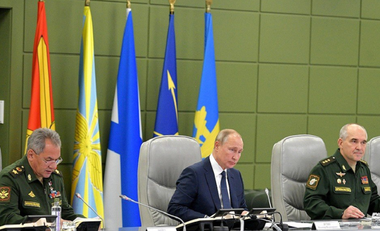 Putin supervizează 16 tiruri de rachete strategice în cadrul manevrelor militare ”Grom-2019” (”Tunet-2019”), care se desfăşoară pe întregul teritoriu rus - VIDEO