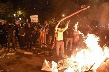 Catalonia - Bilanţ în urma violenţelor de vineri: 182 de răniţi, dintre care 152 în Barcelona, şi 83 de persoane reţinute

