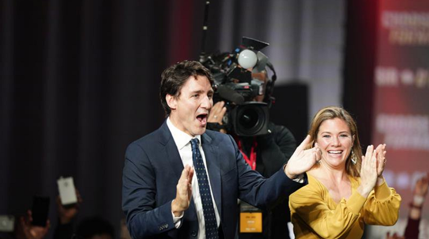 Justin Trudeau obţine al doilea mandat, dar pierde majoritatea absolută în parlament