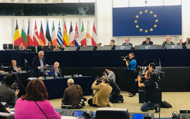 ”Noi am făcut tot ceea ce am putut în vederea unei plecări ordonate” a M.Britaii din UE, afirmă Juncker, deplângând ”timp irosit, energie irosită”