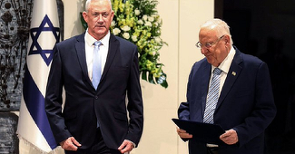 Benny Gantz, însărcinat oficial de preşedintele israelian Reuven Rivlin să formeze un guvern, în urma eşecului lui Benjamin Netanyahu