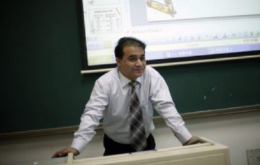 Intelectualul uigur Ilham Tohti, condamnat la închisoare pe viaţă în China cu privire la ”separatism”, recompensat cu Premiul Saharov al drepturilor omului