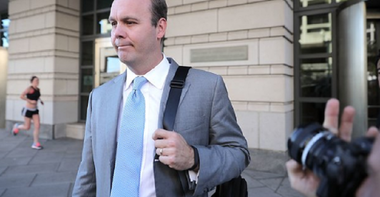 Directorul campaniei din 2016 a lui Trump Paul Manafort a răspândit zvonul că Ucraina şi nu Rusia a piratat e-mailurile Partidului Democrat, a declarat Rick Gates la FBI, arată note dezvăluite de Buzzfeed şi CNN