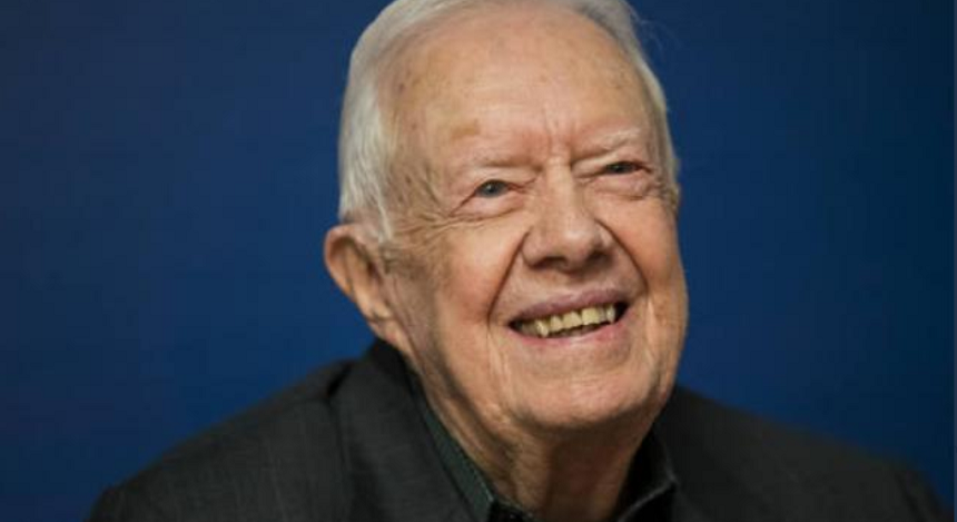 Jimmy Carter, spitalizat în vederea unei operaţii în urma unor căzături recente