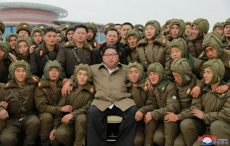 Kim Jong Un supervizează manevre aeriene, în timp ce SUA şi Coreea de Sud anulează exerciţii militare comune