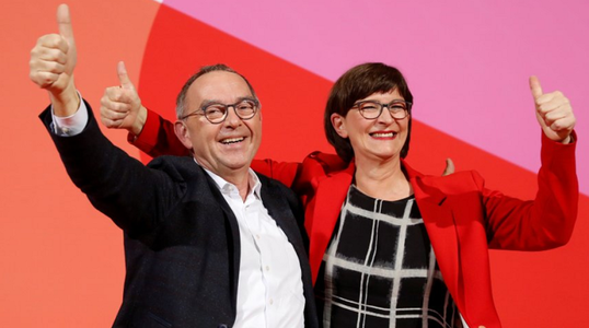 Viitorul politic al Angelei Merkel în joc după virajul la stânga al SPD prin alegerea la conducere a lui Saskia Esken şi Norbert Walter-Borjans