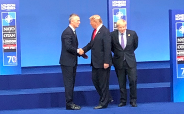 NATO încearcă să-şi afişeze unitatea la cea de-a 70-a aniversare şi să mascheze disensiunile între SUA, Franţa şi Turcia