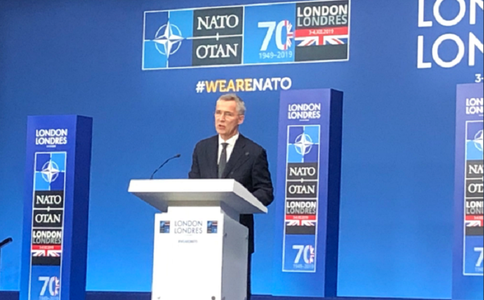 Stoltenberg, însărcinat cu un proces de reflecţie pe tema luării deciziilor politice în NATO