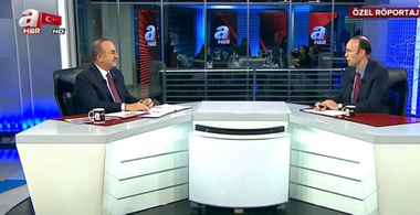 Ankara ameninţă să riposteze în cazul unor sancţiuni americane cu privire la achiziţionarea sistemului rus antiaerian şi antirachetă de tip S-400 înaintea unui vot în Congres în acest sens