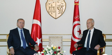 Erdogan anunţă, într-o vizită-surpriză în Tunisia, că va trimite trupe în Libia dacă GNA îi cere acest lucru; ce fac în Libia ”5.000 de sudanezi şi aceşti 2.000 alţii din compania rusă Wagner”, întreabă el