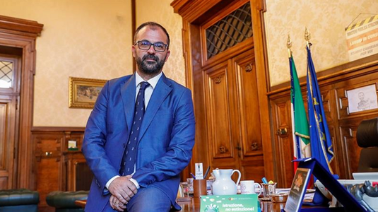 Ministrul italian al Educaţiei Lorenzo Fioramonti demisionează 