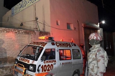 Atac cu bombă la moscheea din oraşul pakistanez Quetta - Bilanţul deceselor a ajuns la 15