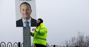 Premierul irlandez Leo Varadkar îi cere preşedintelui Michael D. Higgins să dizolve Parlamentul în vederea organizării unor alegeri legislative anticipate