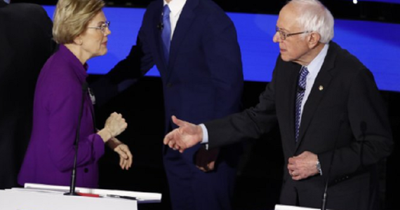 Schimb de replici dur între Sanders şi Warren la finalul ultimei dezbateri televizate democrate, dezvăluie CNN