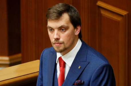 UPDATE-Premierul ucrainean Oleksii Gonciaruk demisionează în urma unor declaraţii denigratoare divulgate de presă şi creează prima criză gravă a lui Zelenski