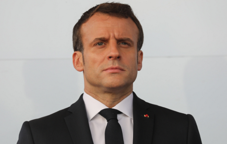 Franţa: Zeci de persoane au manifestat în faţa unui teatru în care se afla Macron. Mai mulţi manifestanţi au încercat să intre în clădire - VIDEO