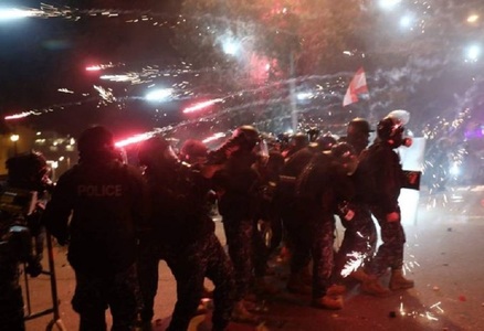 Liban: Peste 160 de răniţi în violenţe între manifestanţi şi forţele de ordine, la Beirut
