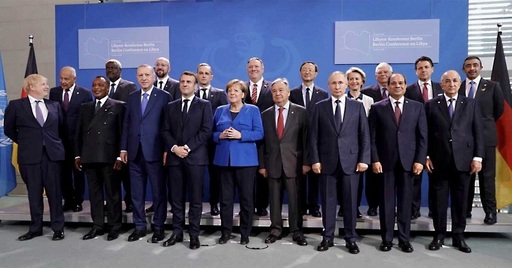 Puterile străine susţin armistiţiul din Libia, unde comandantul forţelor din est a blocat producţia de petrol