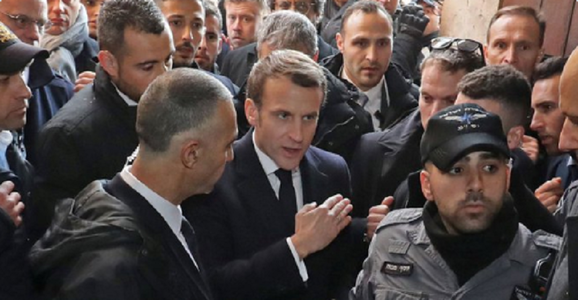 Macron admonestează poliţişti israelieni la Bazilica Sainte-Anne în Oraşul Vechi Ierusalim - VIDEO