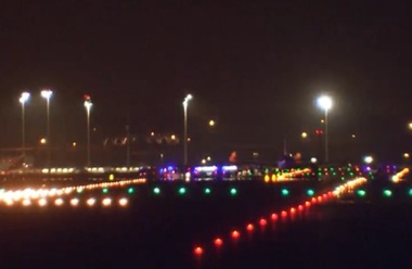 UPDATE - Spania: Un avion Boeing 767 al companiei Air Canada, cu 128 de pasageri la bord, a aterizat de urgenţă la Madrid, din cauza unei defecţiuni la trenul de aterizare