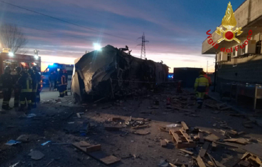 UPDATE-Doi morţi şi aproximativ 30 de răniţi în apropiere de Milano, în urma deraierii unui tren de mare viteză