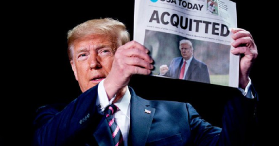 Achitat, Trump se dezlănţuie împotriva împotriva opozanţilor săi politici, pe care-i acuză că sunt ”necinstiţi” şi ”corupţi”