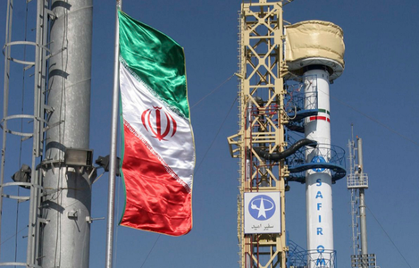 Iranul eşuează să plasaseze pe orbită satelitul Zafar; Gardienii Revoluţiei dezvăluie o nouă rachetă balitică; serviciile iraniene de Internet, vizate de atacuri cibernetice