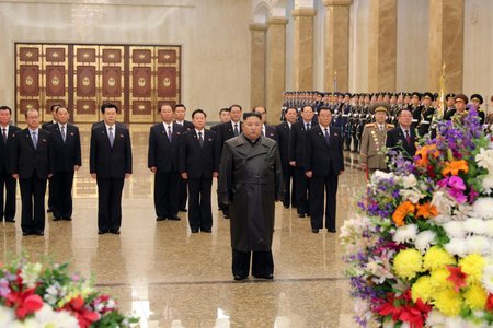 Kim Jong Un, prima apariţie publică după 22 de zile în contextul problemelor legate de coronavirus