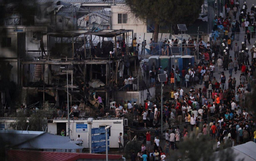 Grevă generală în insule greceşti contra centrelor pentru migranţi 