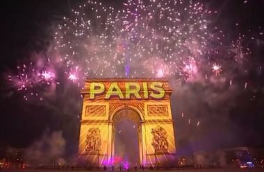 Guvernul francez a interzis adunările mai mari de 5.000 de oameni

