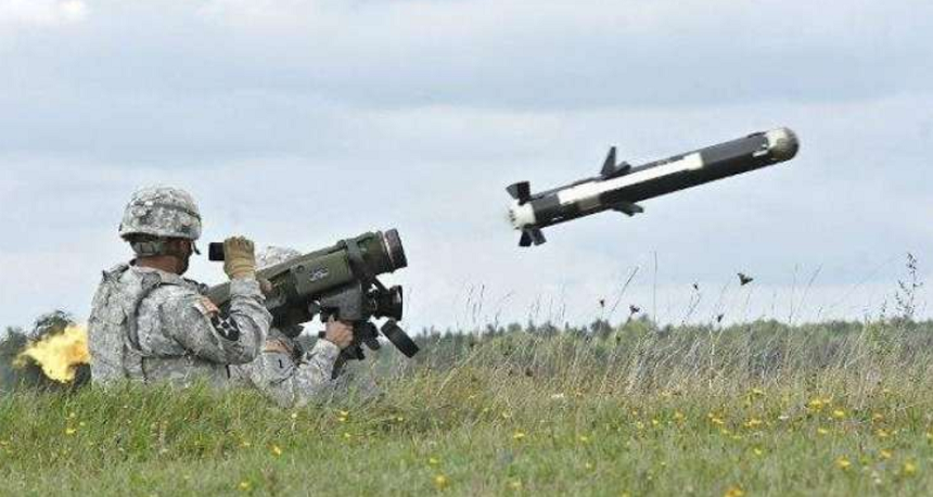 SUA aprobă vânzarea a 79 de lansatoare de rachete antitanc şi a 180 de rachete de tip Javelin către Polonia în valoare de 100 de milioane de dolari