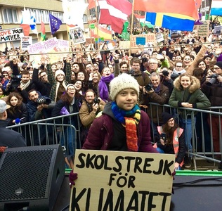 Tinerii pentru climat: 3.400 de tineri au manifestat la Bruxelles împreună cu Greta Thunberg