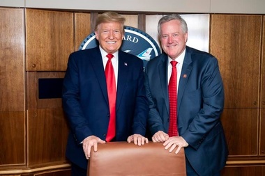 Donald Trump l-a numit pe susţinătorul său fidel Mark Meadows şef de personal la Casa Albă
