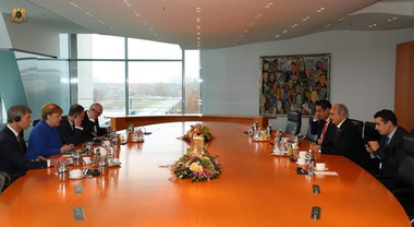 Merkel îl primeşte pe Haftar şi-i spune că ”nu există soluţie militară la conflictul din Libia”
