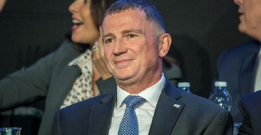 Preşedintele Parlamentului israelian Yuli Edelstein, un apropiat al lui Netanyahu, demisionează pentru a nu a da curs unei hotărâri a Curţii Supreme care-l obligă să organizeze alegerea succesorului său din noua majoritate parlamentară a lui Gantz