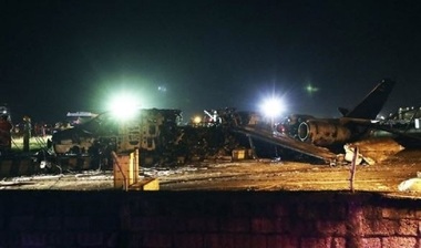 Filipine: Opt persoane au murit după ce un avion de evacuare medicală a explodat la decolare