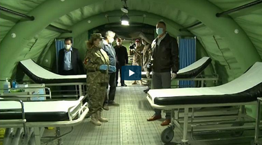 Euronews: România ridică în opt zile un spital de campanie pentru a face faţă afluxului de bolnavi de covid-19