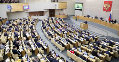 Până la şapte ani de închisoare în Rusia, în cazul difuzării de ştiri false care conduc la moartea a peste două persoane, într-un pachet legislativ aprobat de Duma de Stat care înăspreşte sancţiunile privind încălcarea izolării