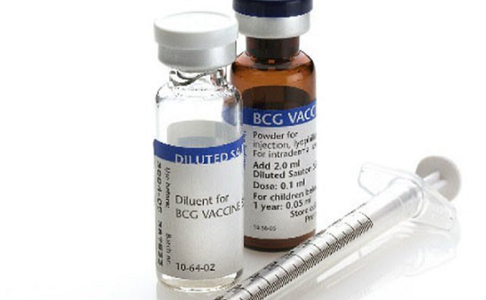 Vaccinul BCG împotriva tuberculozei, un posibil ”scut” pentru personalul din sănătate în lupta împotriva noului coronavirus