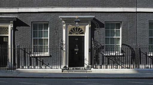 Boris Johnson, testat pozitiv cu noul coronavirus în urmă cu o săptămână, îşi prelungeşte carantina