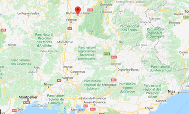 Poliţia franceză anchetează atacul de sâmbătă ca fiind unul terorist

