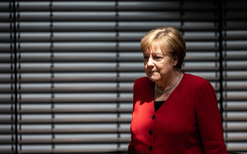 Merkel salută o ”ripostă europeană comună şi solidară” faţă de noul coronavirus, pe fondul unor critici dure la adresa Germaniei din cauza respingerii ”mutualizării” datoriilor prin ”coronabond”-uri