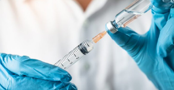Marea Britanie vrea să înceapă de joi teste clinice ale unui vaccin împotriva noului coronavirus şi speră ca acesta să fie disponibil în toamnă