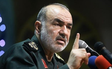 Comandantul Gardienilor Revoluţiei Hossein Salami ameninţă SUA cu un ”răspuns decisiv” dacă pun aplicare ameninţările lui Trump de a ”distruge” ambarcaţiuni iraniene la Golful Persic